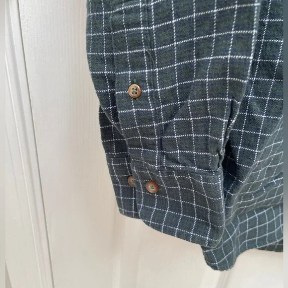 Brooks Brothers 100% Cotton Button Down - Picture 3 of 7